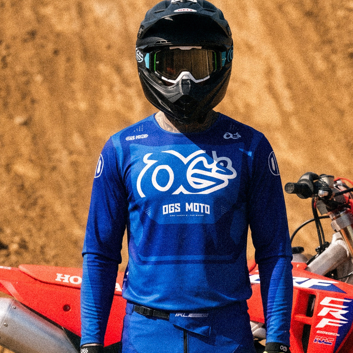 Motocross-Jersey Deep Flow getragen auf der Strecke